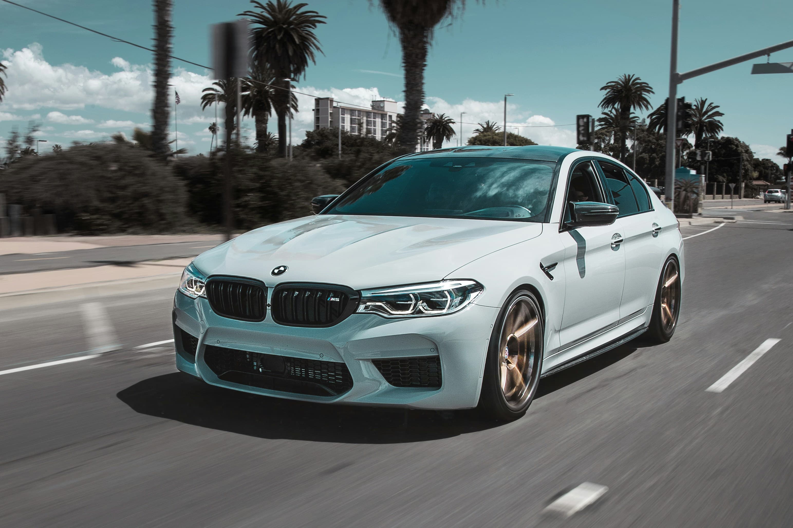 Imagen de un vehículo durante la optimización del motor